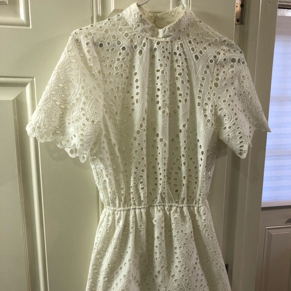 WHITE LACE ROMPER - Picture 3 of 5